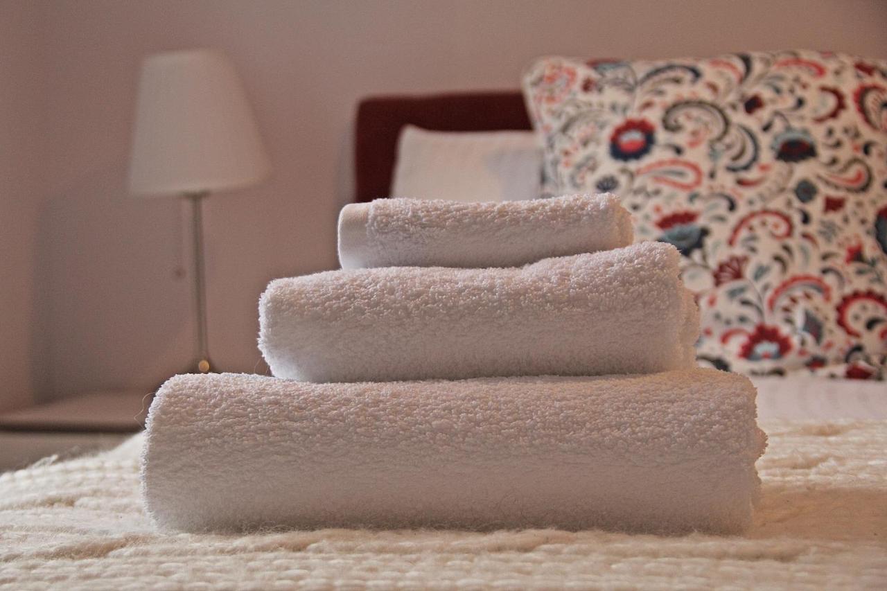 Cosy Castle Apartment Edimburgo Esterno foto